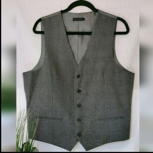 Alain Dupetit Men's Grey Checker Vest Size 44R, 38W